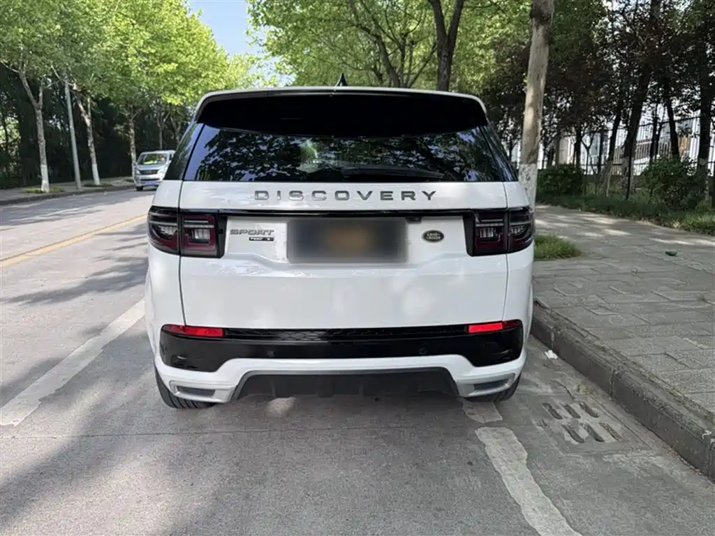 Land Rover Discovery Sport — фото 11