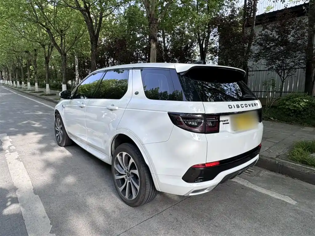 Land Rover Discovery Sport — фото 10