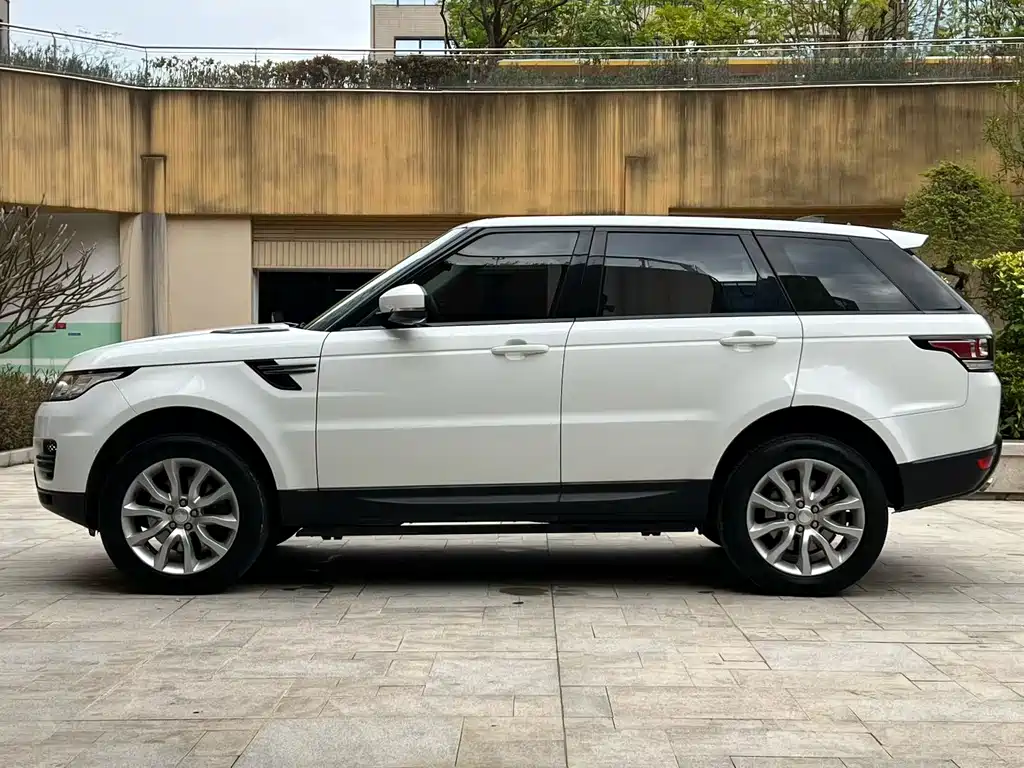 Land Rover Sport — фото 7