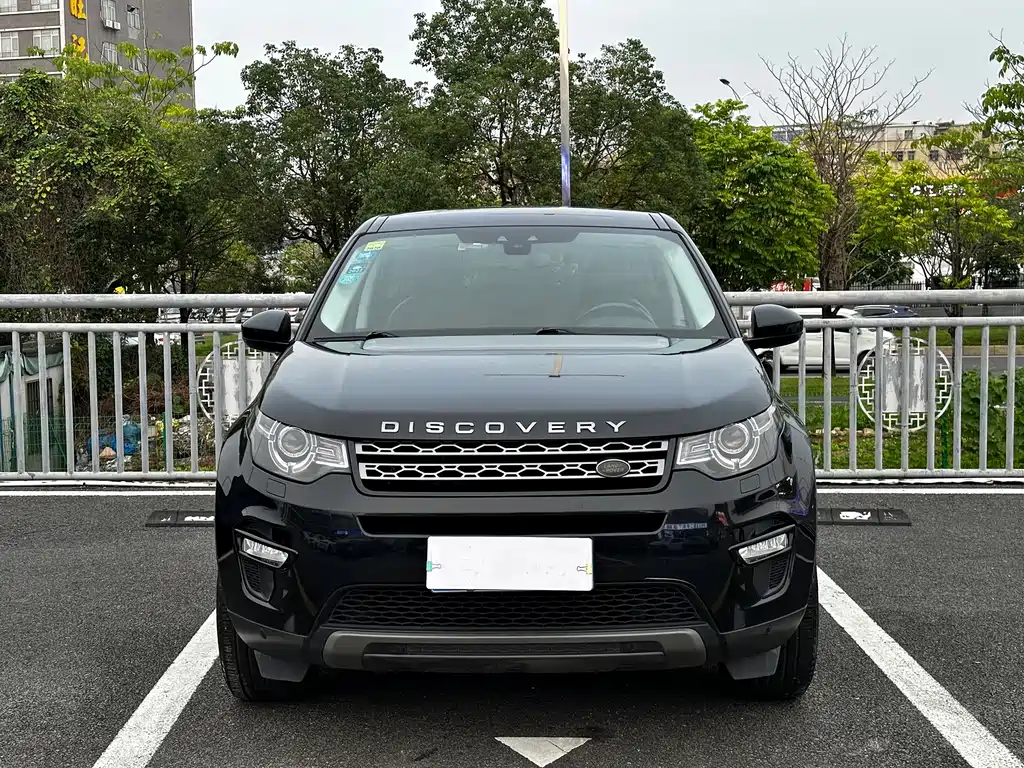 Land Rover Discovery Sport — фото 2