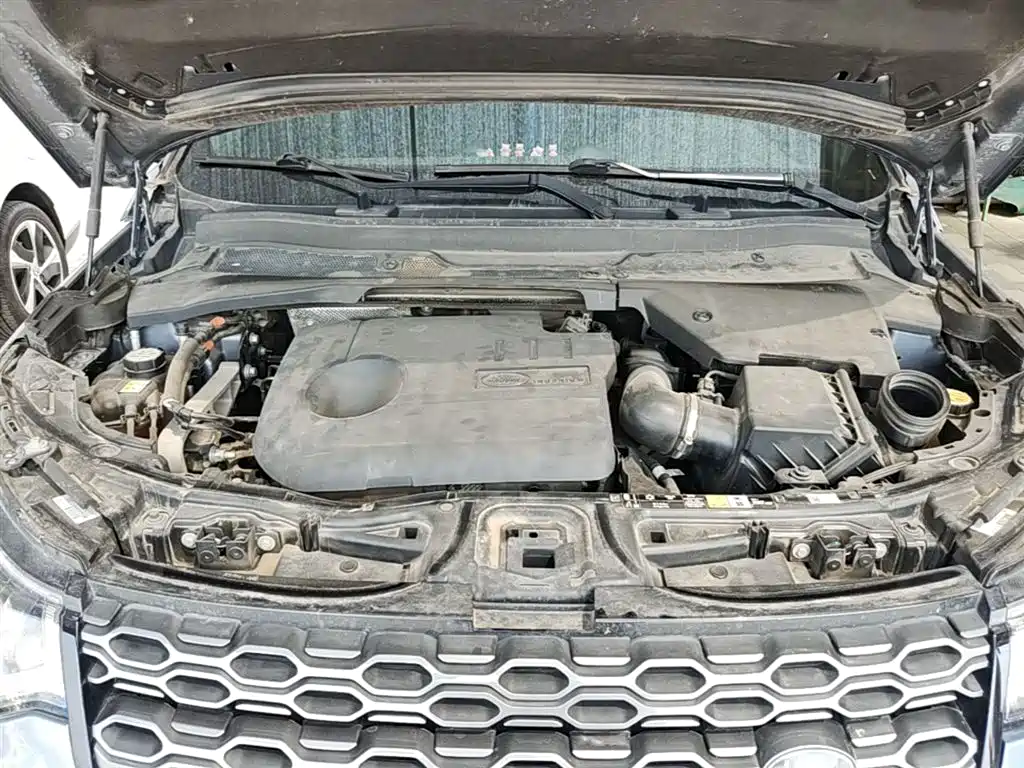 Land Rover Discovery Sport Hybrid — фото 20