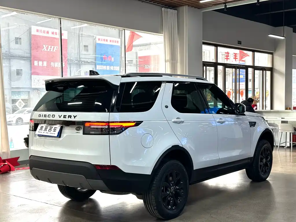 Land Rover Discovery — фото 16