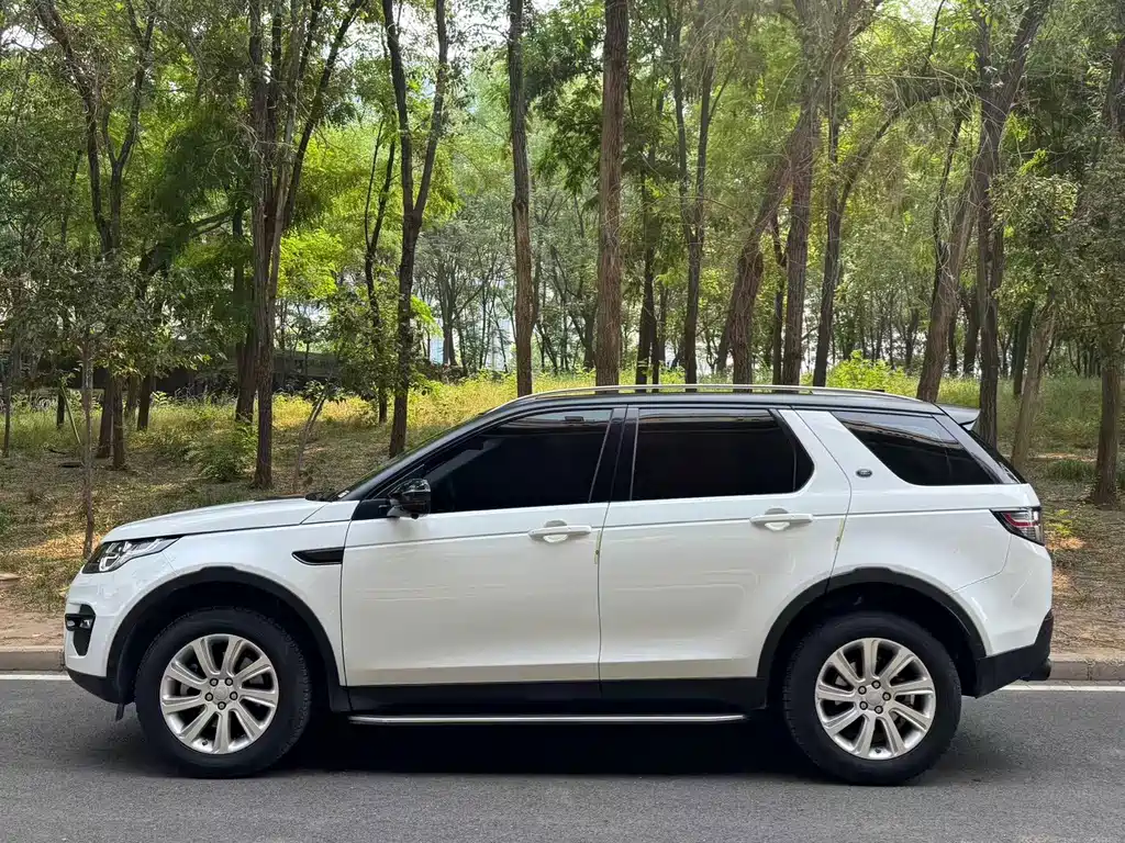 Land Rover Discovery Sport — фото 3