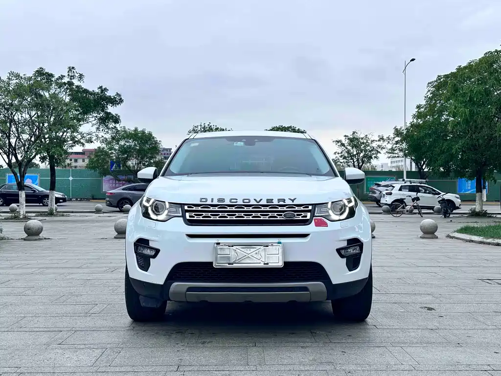 Land Rover Discovery Sport — фото 2