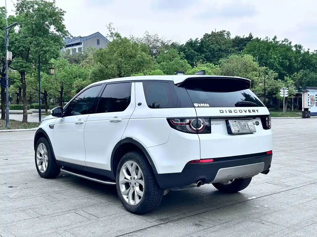 Land Rover Discovery Sport — фото 9