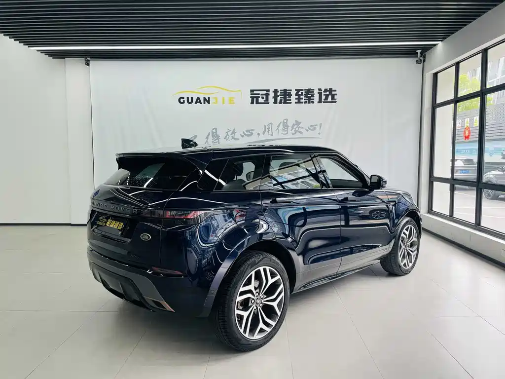 Land Rover Evoque — фото 17