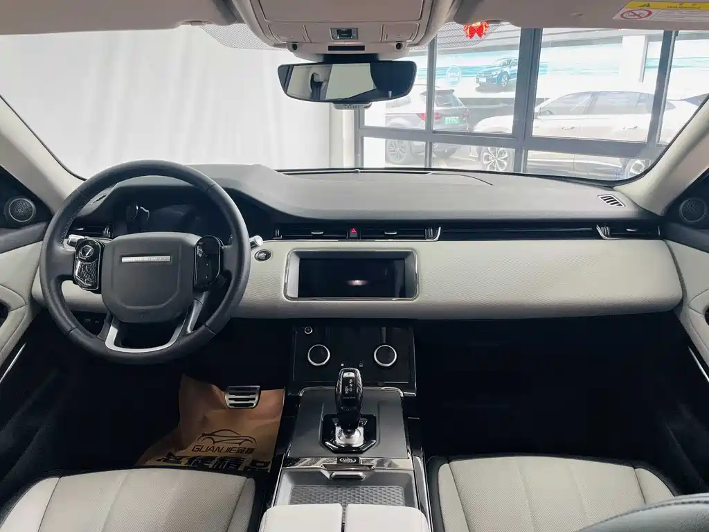 Land Rover Evoque — фото 7