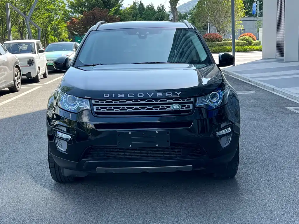 Land Rover Discovery Sport — фото 2