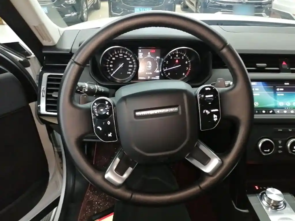 Land Rover Discovery — фото 11