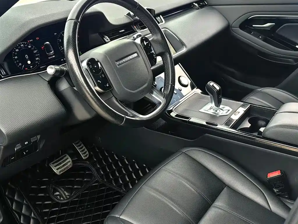 Land Rover Evoque — фото 20