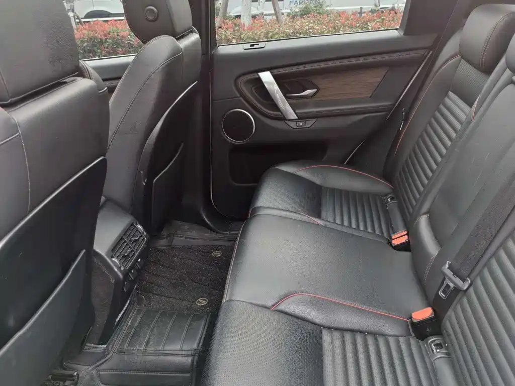 Land Rover Discovery Sport — фото 10