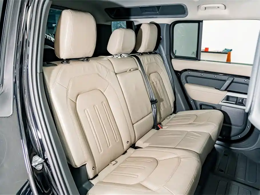 Land Rover Defender — фото 26