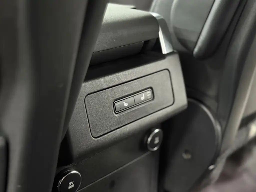 Land Rover Discovery — фото 11