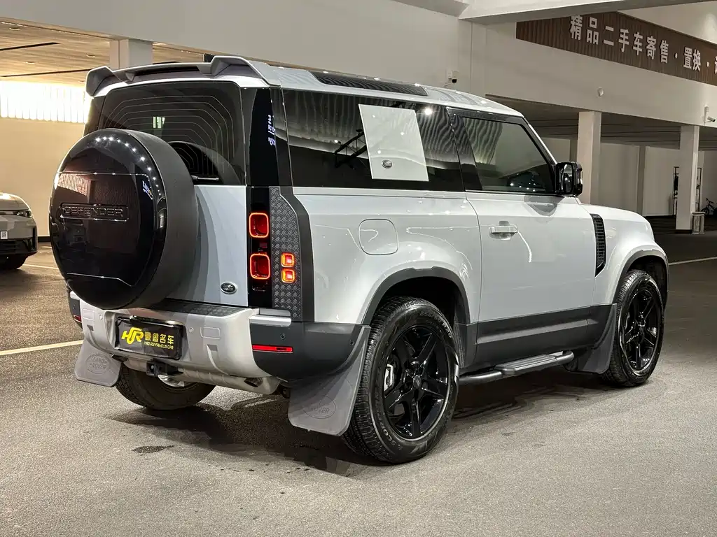 Land Rover Defender — фото 6