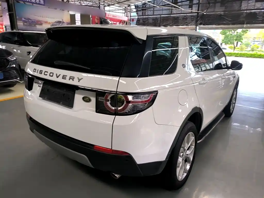 Land Rover Discovery Sport — фото 7