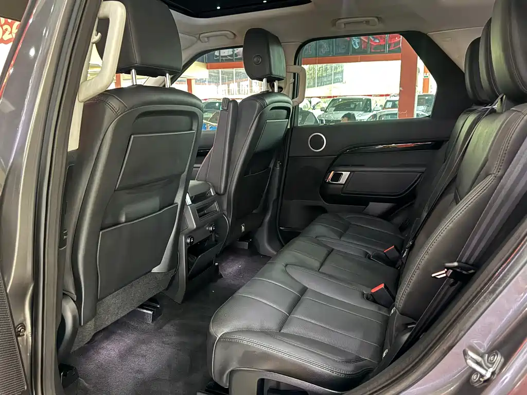 Land Rover Discovery — фото 14