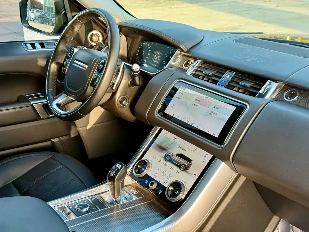 Land Rover Sport — фото 16
