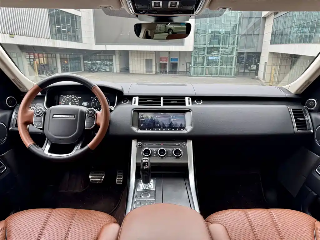 Land Rover Sport — фото 11