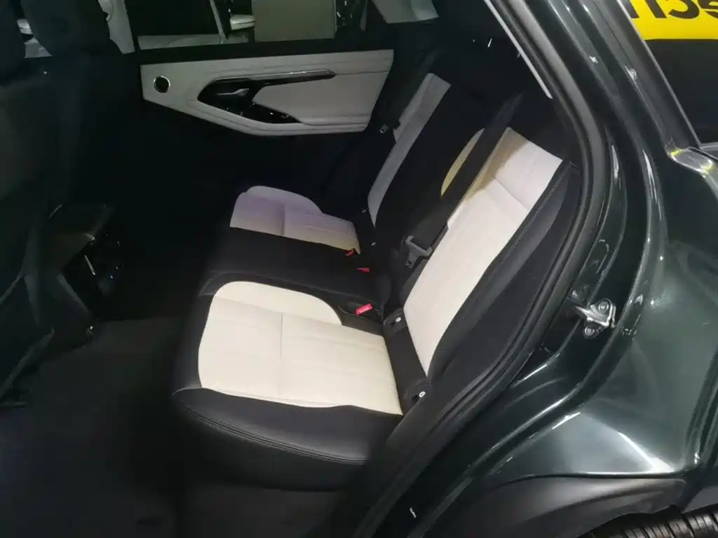 Land Rover Evoque — фото 17
