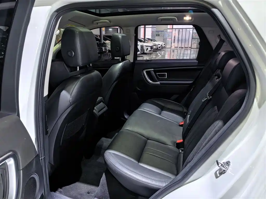 Land Rover Discovery Sport — фото 9