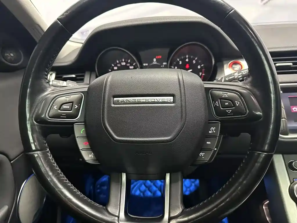 Land Rover Evoque — фото 9