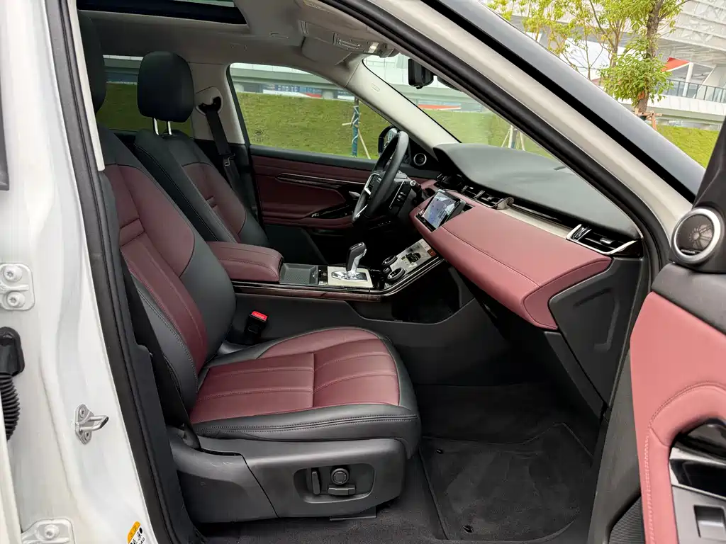 Land Rover Evoque — фото 14