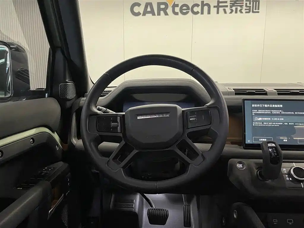 Land Rover Defender — фото 16