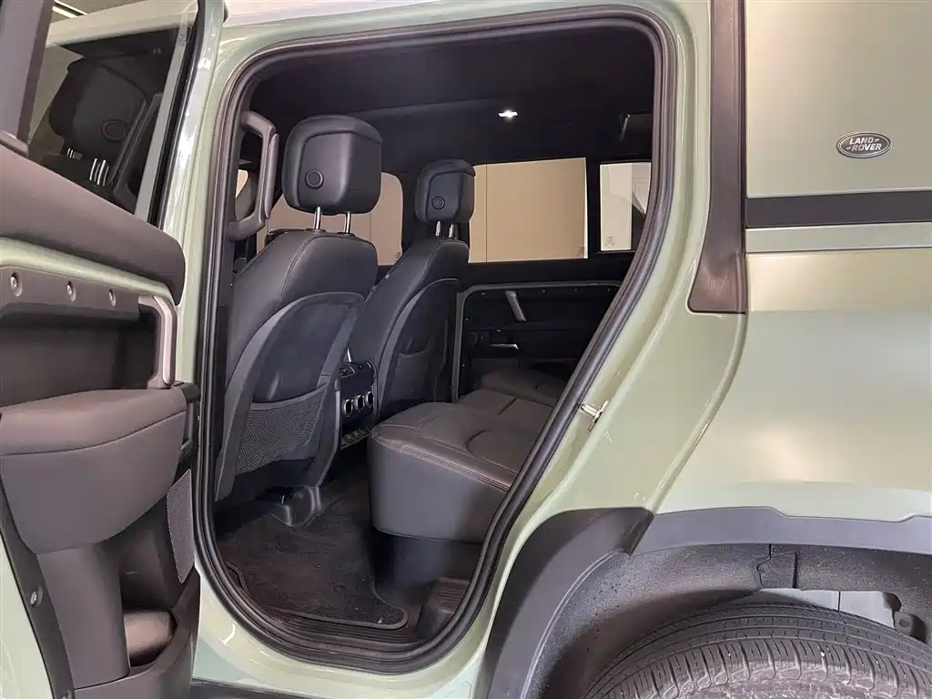 Land Rover Defender — фото 24