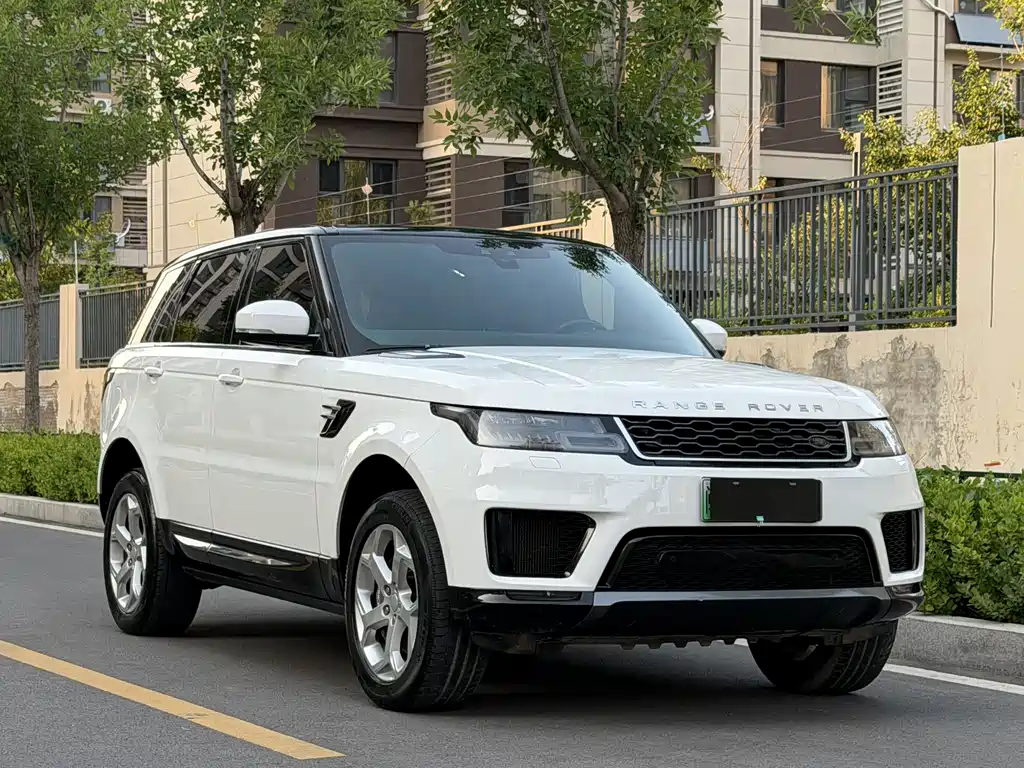 Land Rover Sport PHEV — фото 3