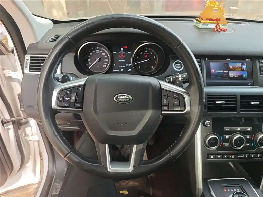 Land Rover Discovery Sport — фото 11