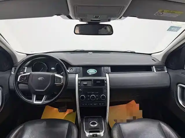 Land Rover Discovery Sport — фото 11