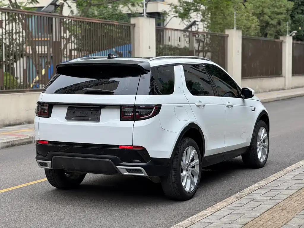 Land Rover Discovery Sport — фото 8