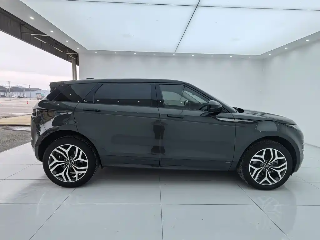 Land Rover Evoque — фото 20