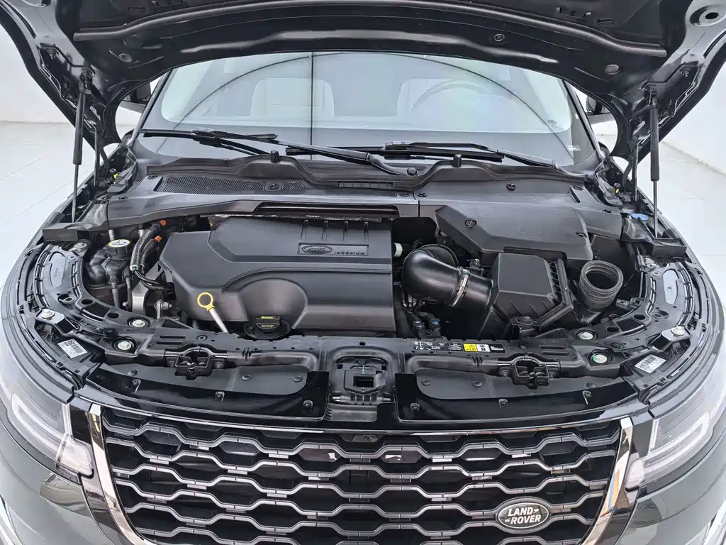 Land Rover Evoque — фото 23