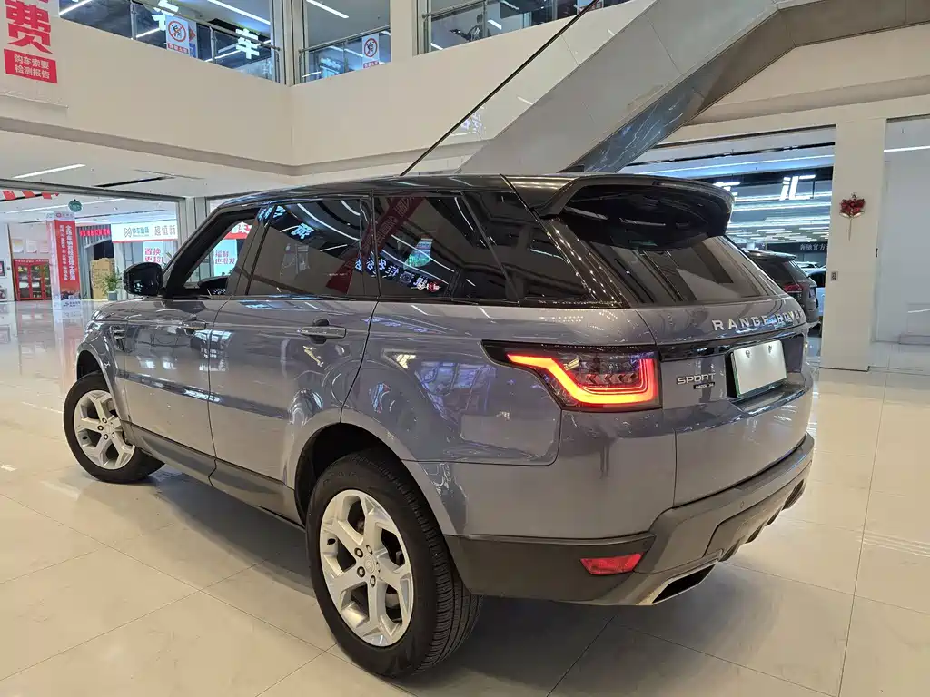 Land Rover Sport PHEV — фото 7