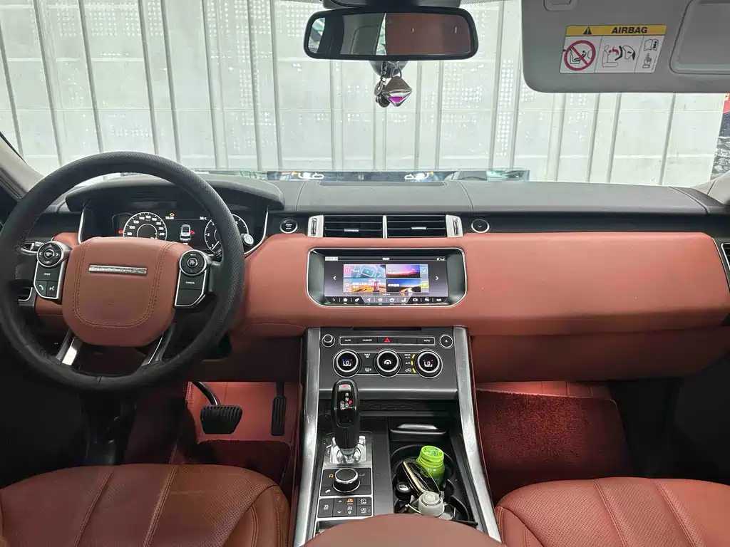 Land Rover Sport — фото 11