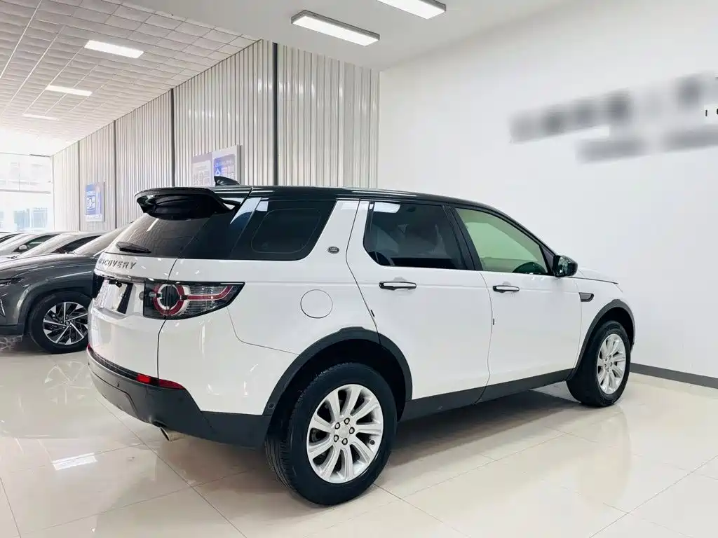 Land Rover Discovery Sport — фото 7