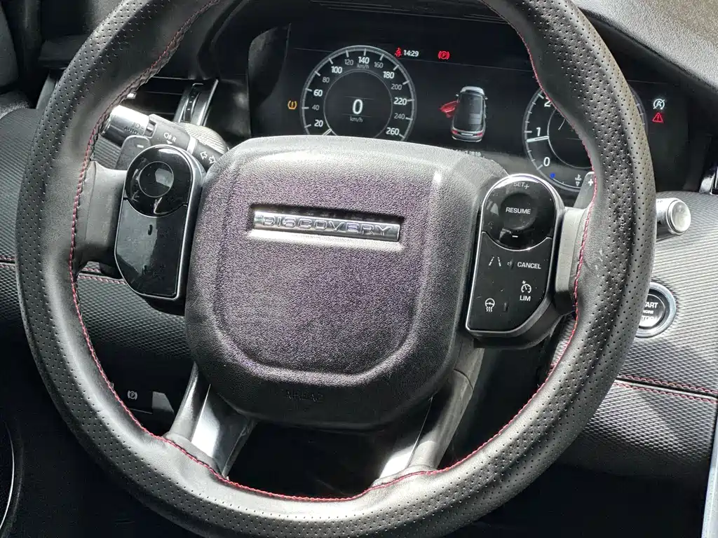 Land Rover Discovery Sport — фото 13