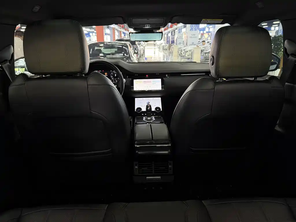 Land Rover Evoque — фото 19