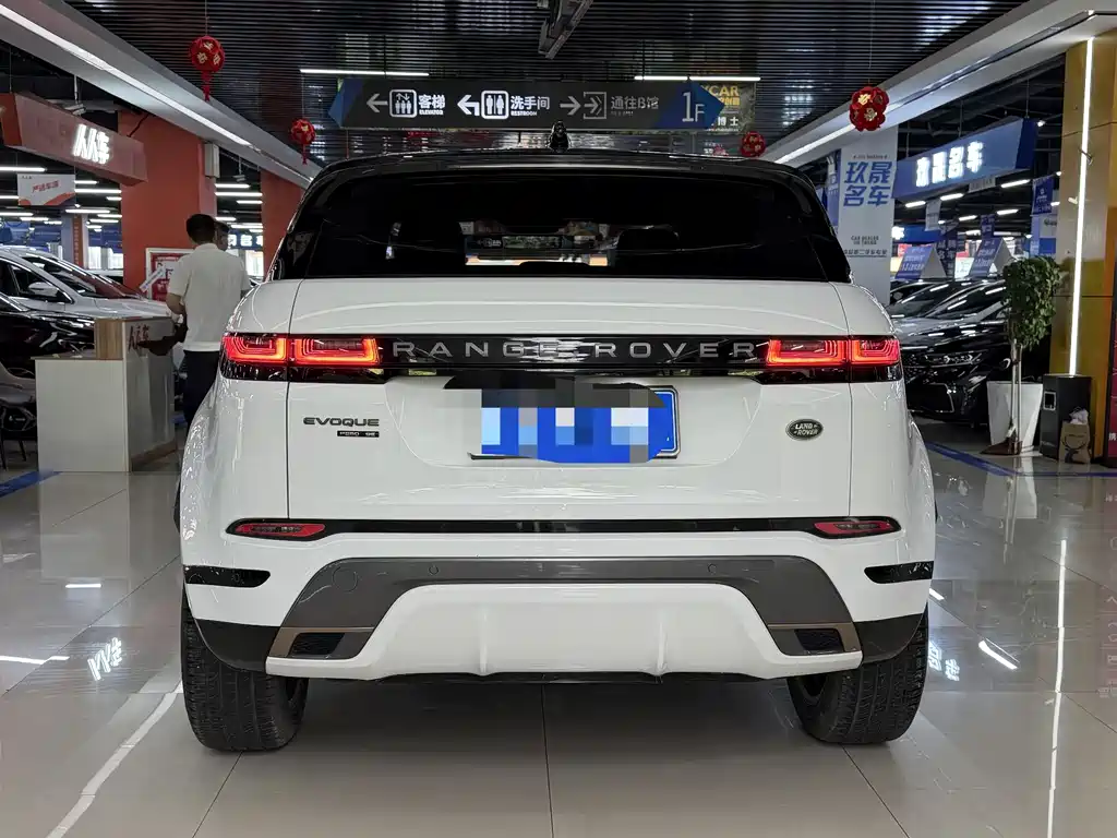 Land Rover Evoque — фото 20