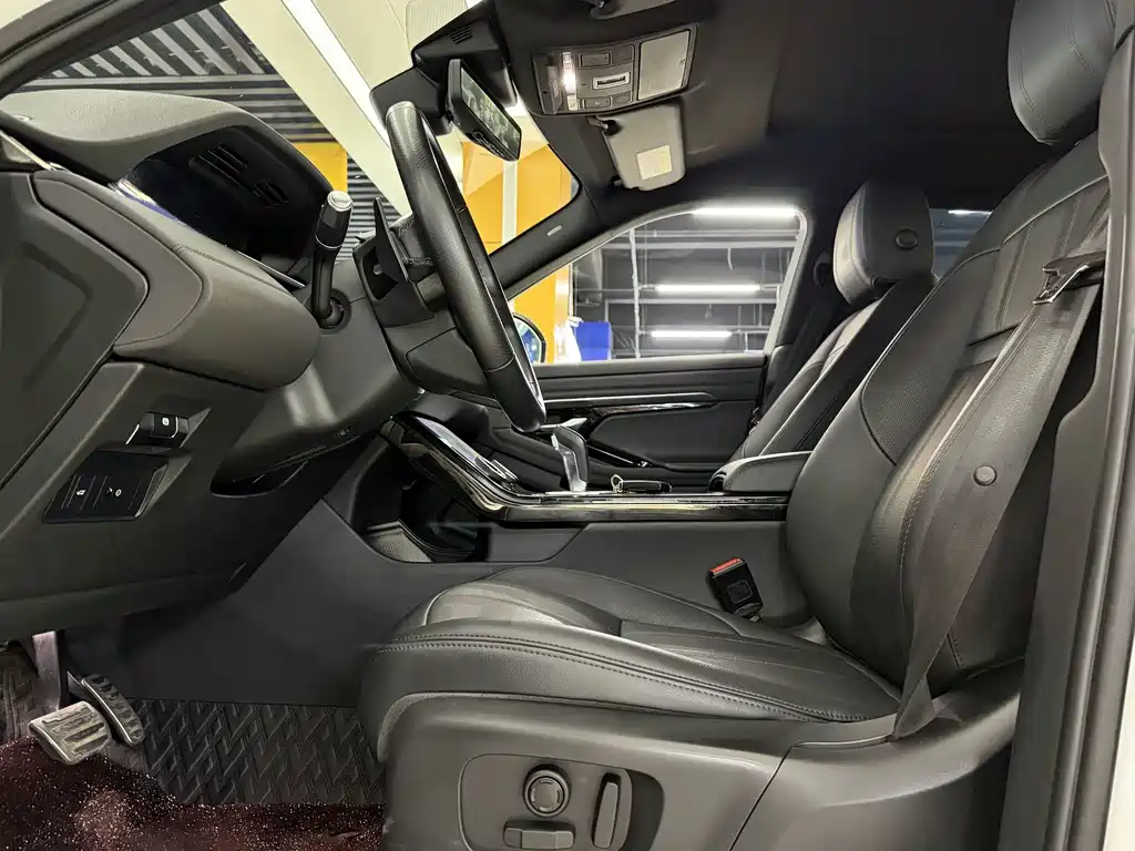 Land Rover Evoque — фото 5