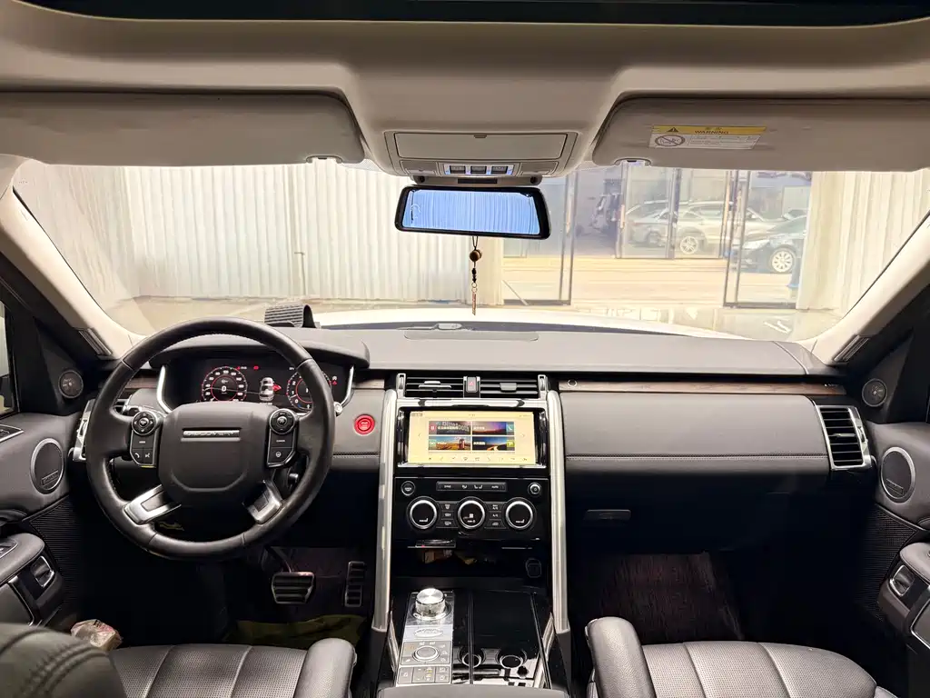 Land Rover Discovery — фото 10