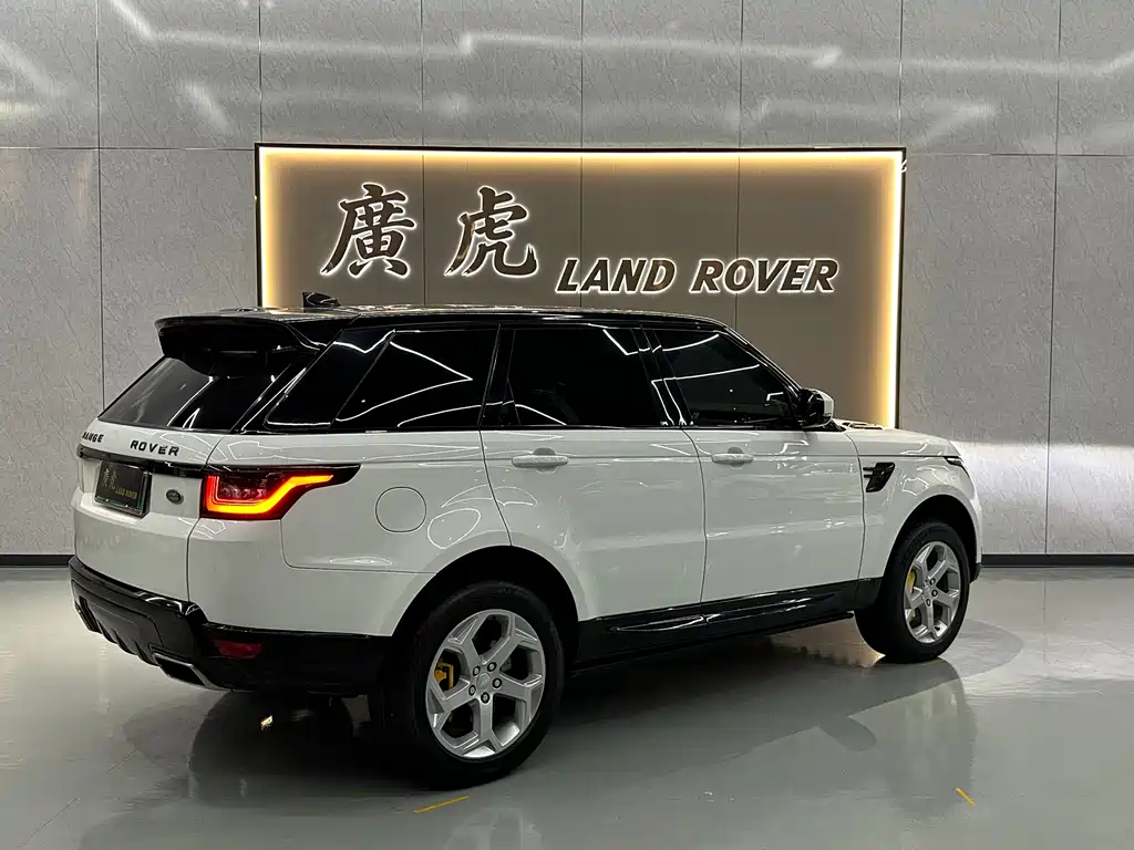 Land Rover Sport PHEV — фото 4