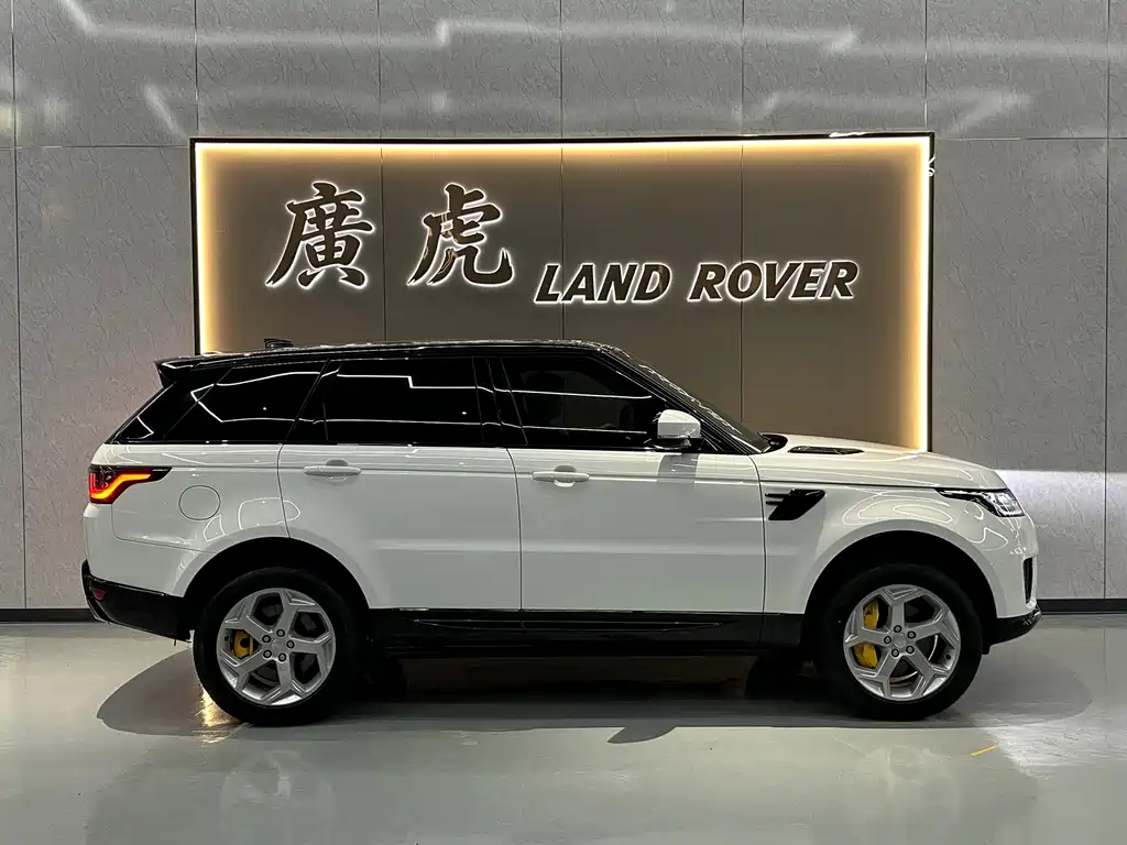 Land Rover Sport PHEV — фото 5