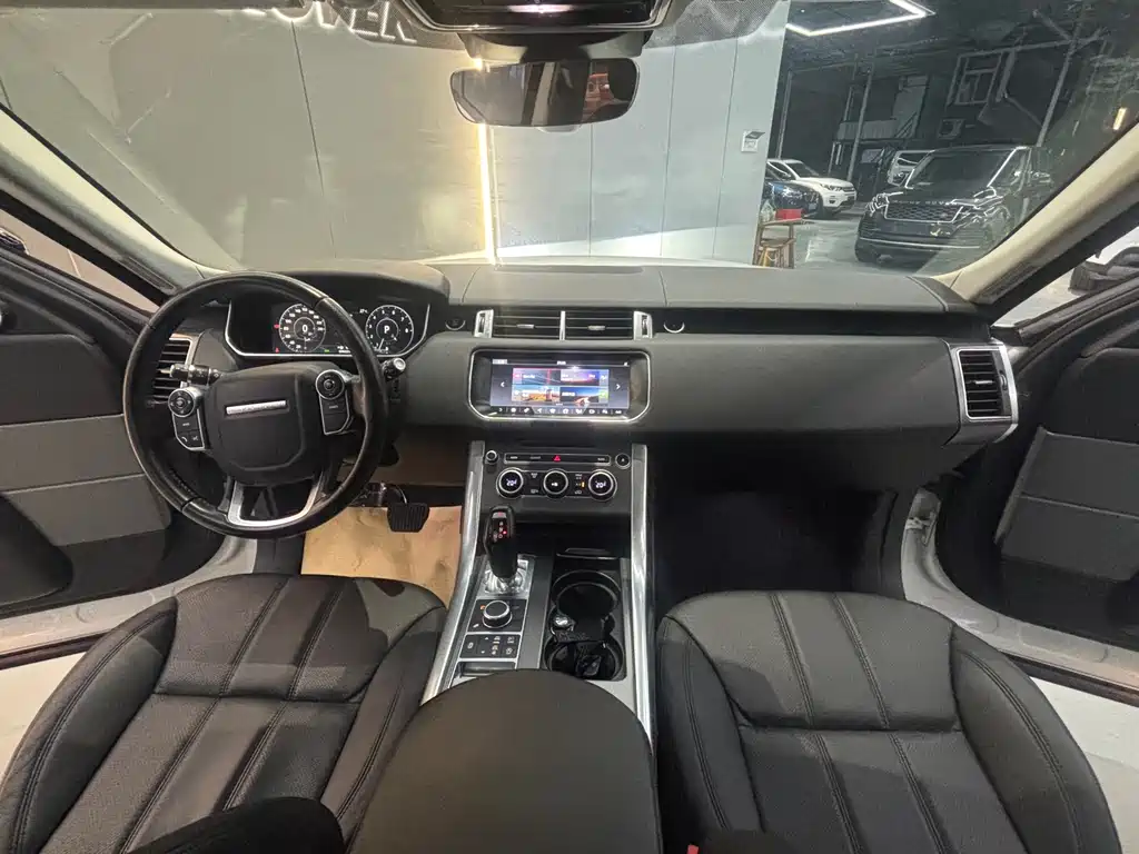 Land Rover Sport — фото 14