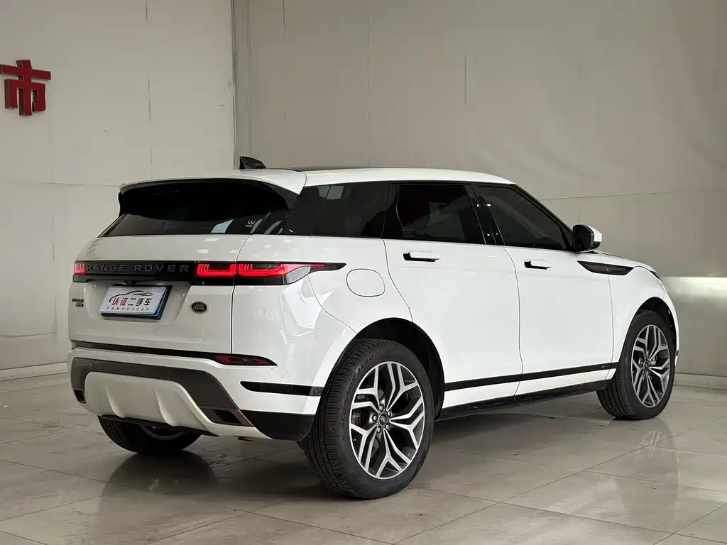 Land Rover Evoque — фото 14