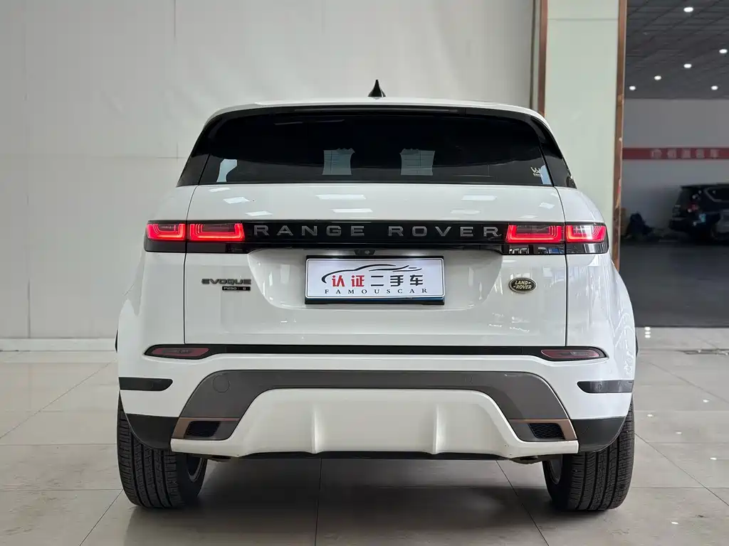 Land Rover Evoque — фото 15