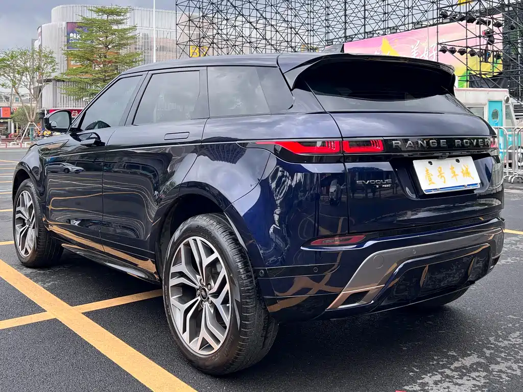 Land Rover Evoque — фото 3
