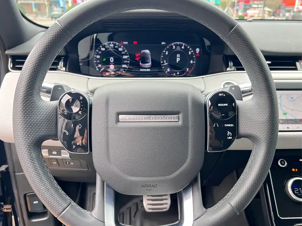 Land Rover Evoque — фото 9
