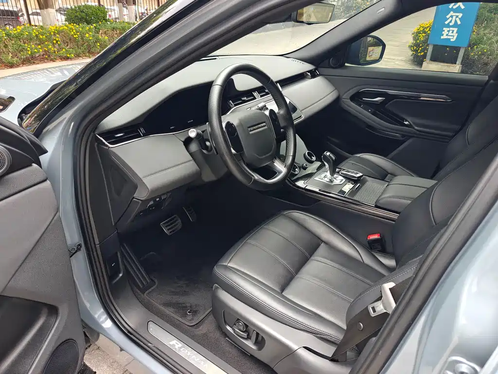 Land Rover Evoque — фото 8